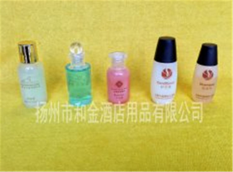 洗沐護(hù)潤瓶子3