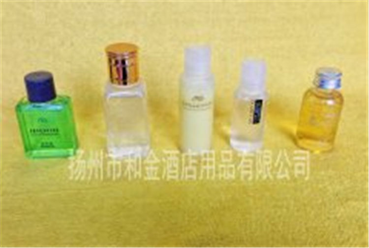 洗沐護(hù)潤瓶子4